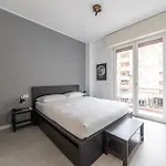 Modern And Comfortable In Cenisio Area