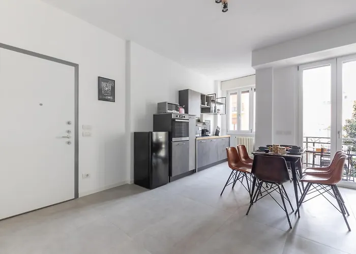 Modern And Comfortable In Cenisio Area Apartament *