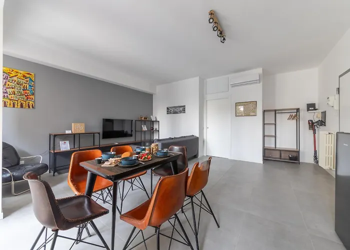 Modern And Comfortable In Cenisio Area Apartament *