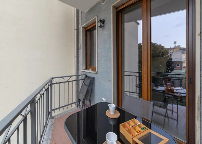 Apartament Modern And Comfortable In Cenisio Area