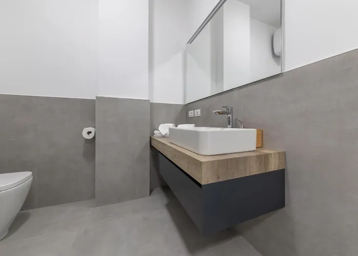 Modern And Comfortable In Cenisio Area Apartament *